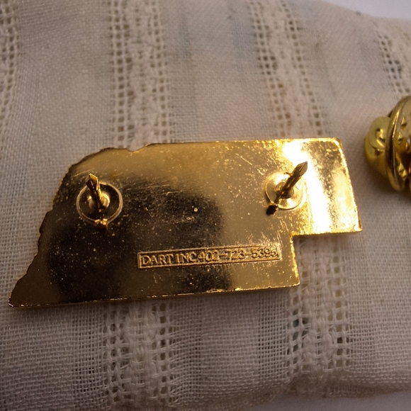 Nebraska (Phelps County) a good ⭐️ life pin - Picture 2 of 3